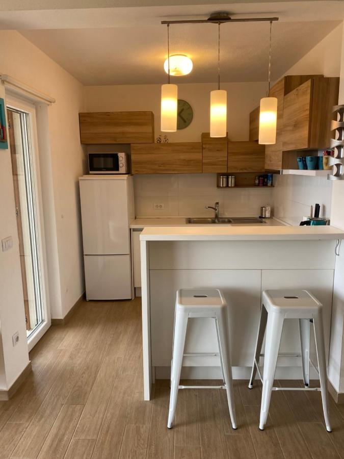 Villa Pergola -Apartment Roko Mlini Eksteriør bilde